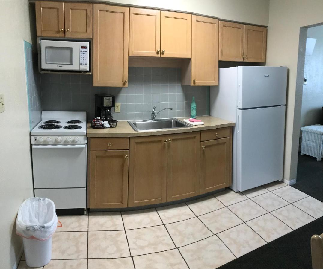 Carlton House Motel And Suites St. Pete Beach Εξωτερικό φωτογραφία