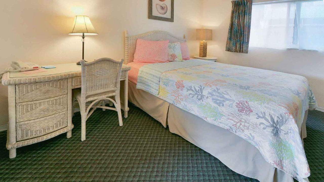 Carlton House Motel And Suites St. Pete Beach Εξωτερικό φωτογραφία