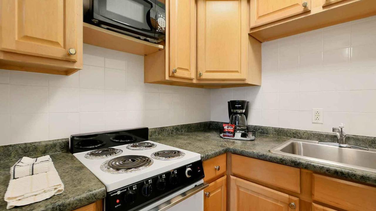 Carlton House Motel And Suites St. Pete Beach Εξωτερικό φωτογραφία