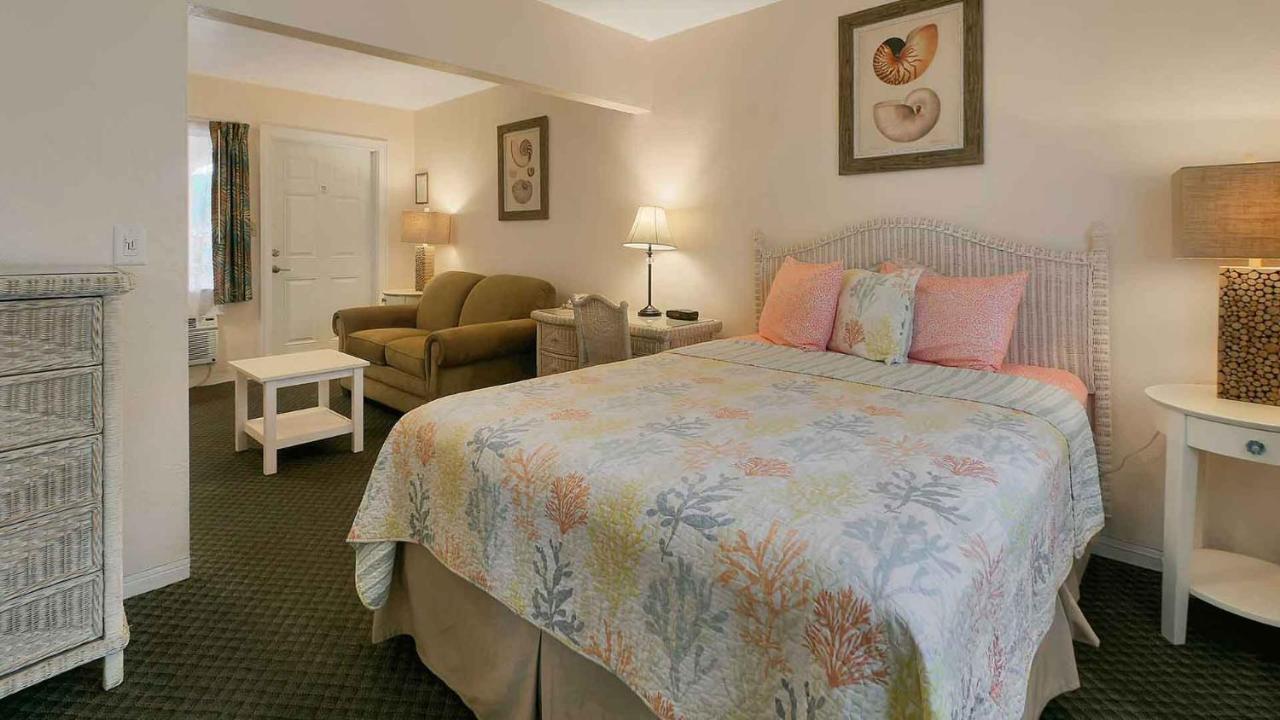 Carlton House Motel And Suites St. Pete Beach Εξωτερικό φωτογραφία